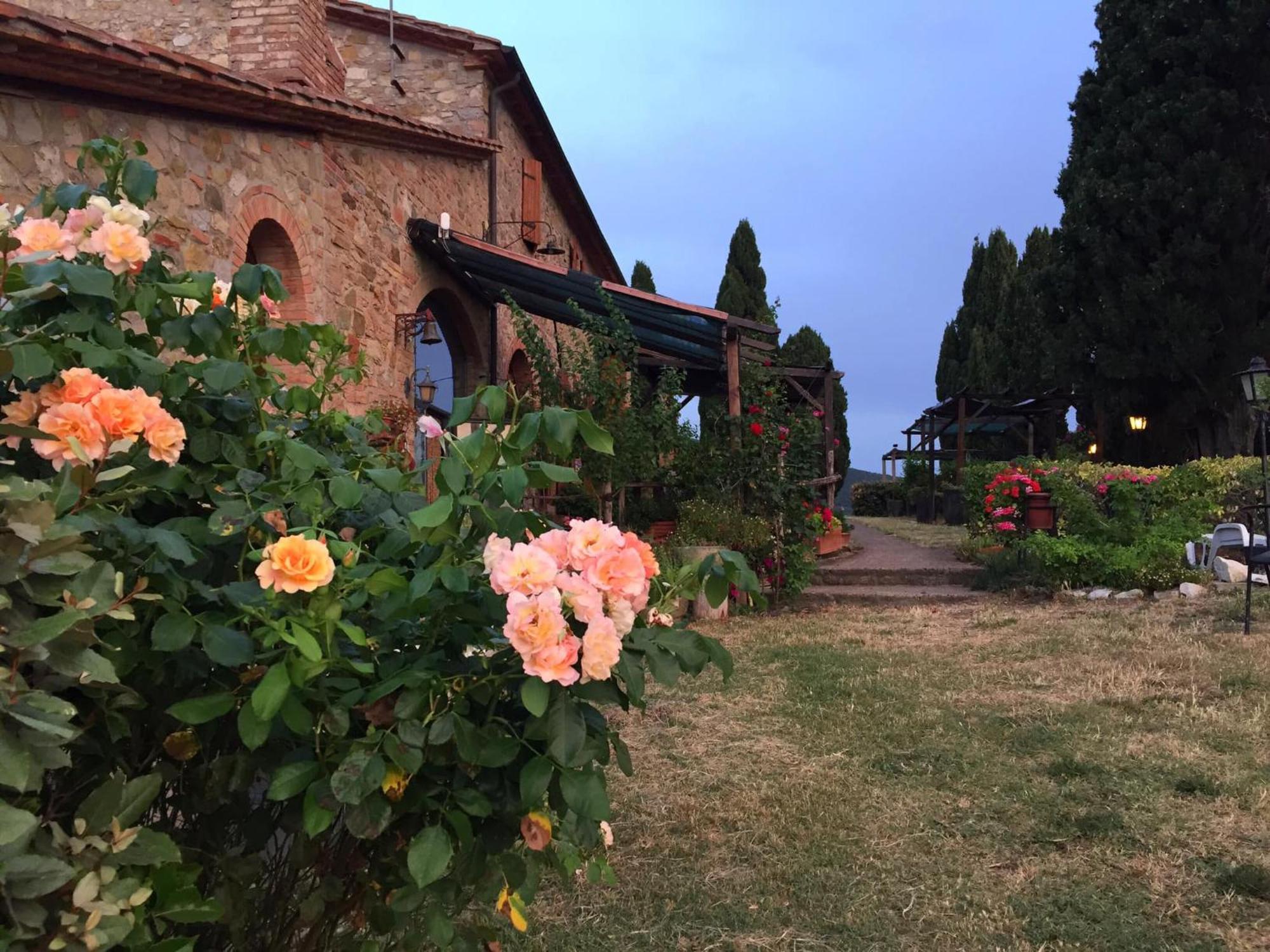 فيلا سانتا لوتشيفي Agriturismo Le Vignacce المظهر الخارجي الصورة
