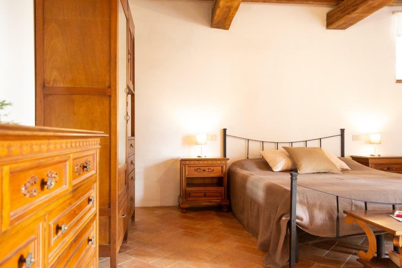 فيلا سانتا لوتشيفي Agriturismo Le Vignacce المظهر الخارجي الصورة